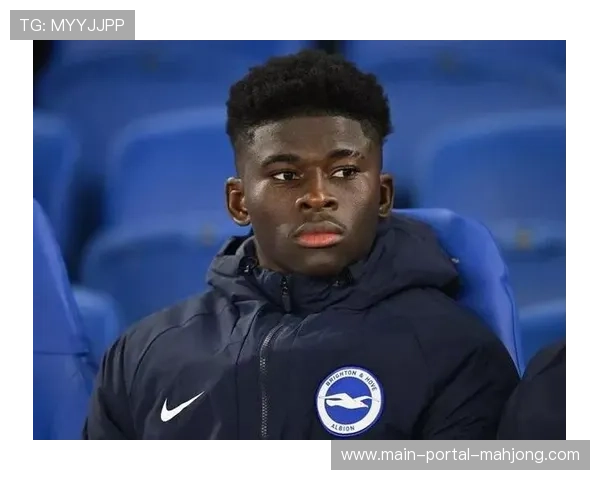 布莱顿小将巴莱巴开场22分钟被换下,曼联猎物表现低迷引质疑 布莱顿小将巴莱巴开场22分钟被换下,曼联猎物表现低迷引质疑